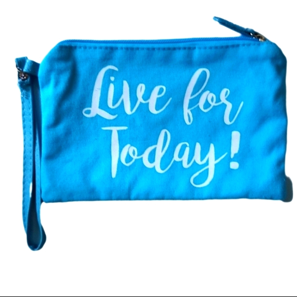 Wristlet/ makeup bag